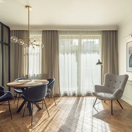 Grand - Patio Mare *